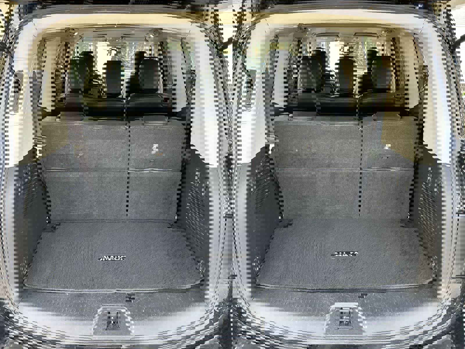 Used 2019 Nissan Armada SL w/ Premium Package image 19