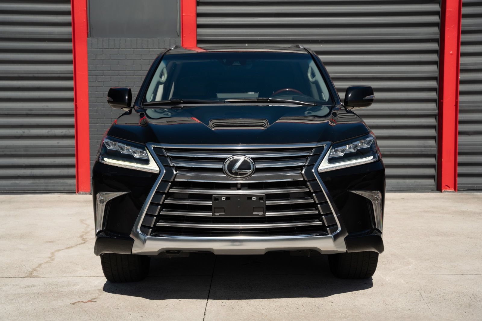 Used 2019 Lexus LX 570 4WD w/ Luxury Package video 2