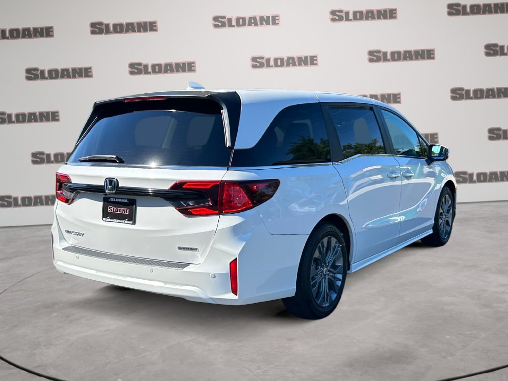 Certified 2026 Honda Odyssey Touring image 5
