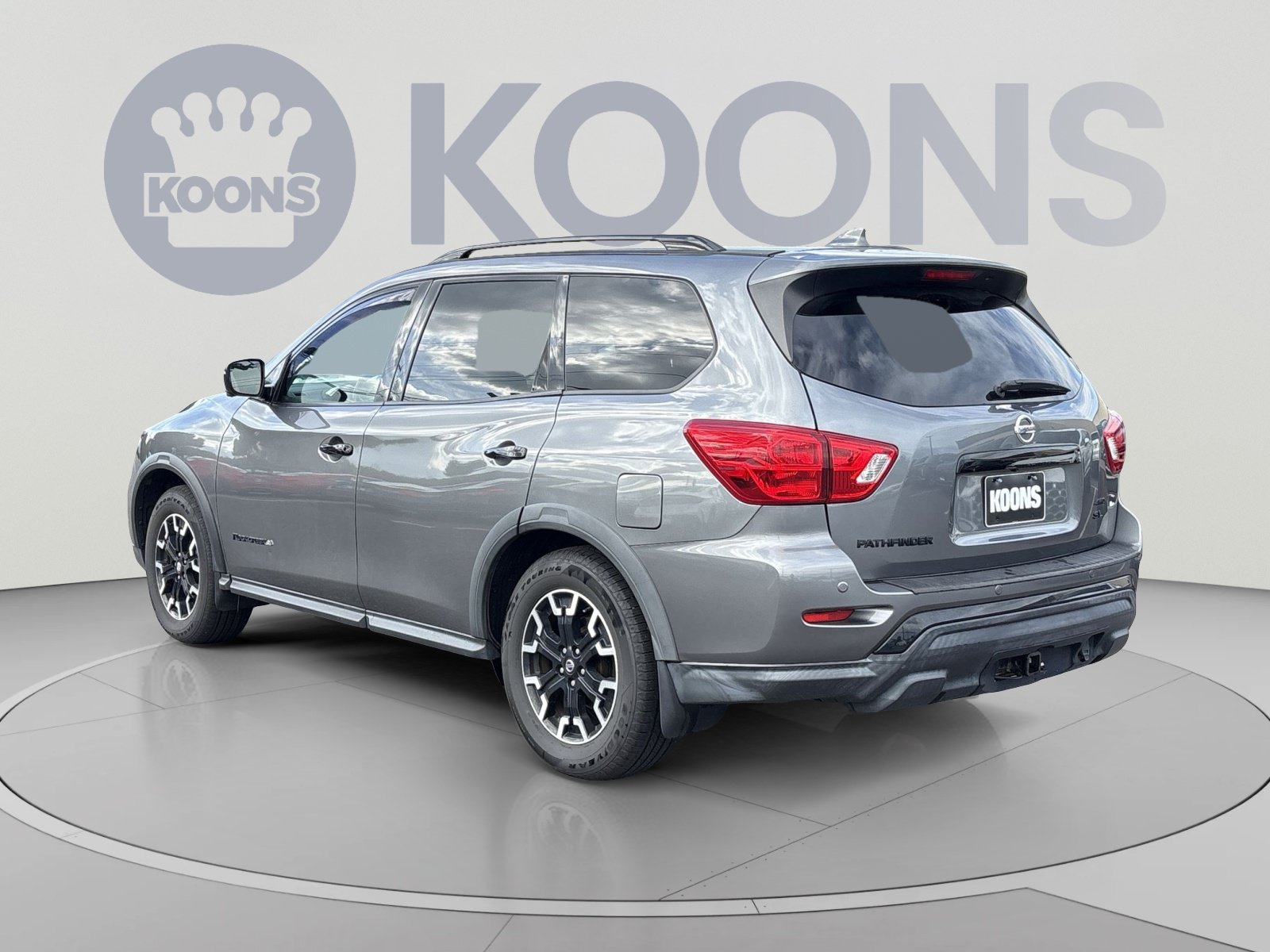 Used 2020 Nissan Pathfinder SL AWD/4WD image 4