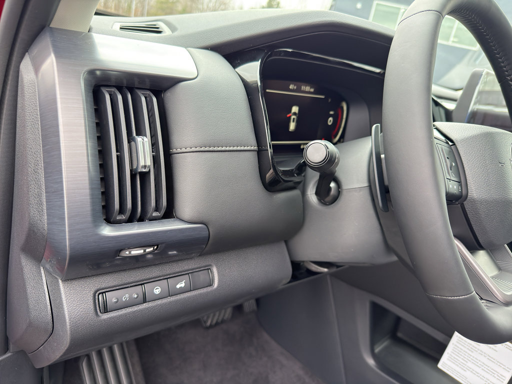 New 2026 Nissan Pathfinder SL image 14