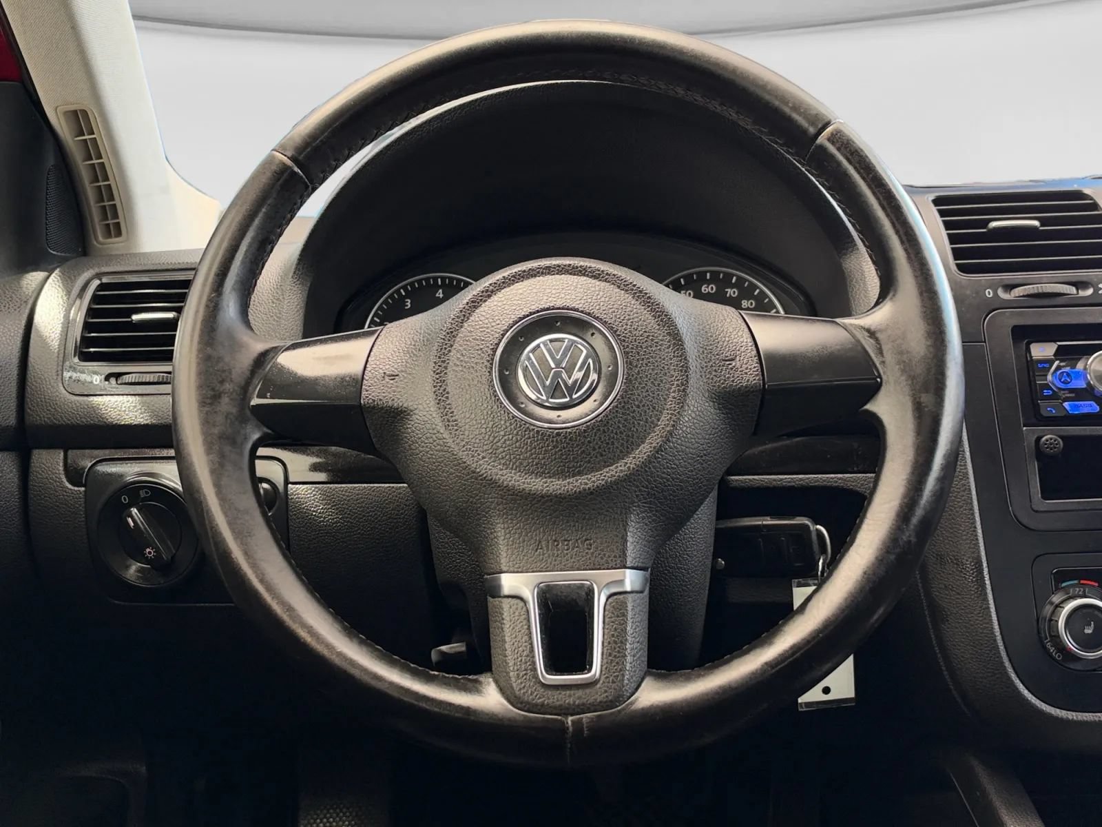 Used 2010 Volkswagen Jetta Limited Edition FWD image 27
