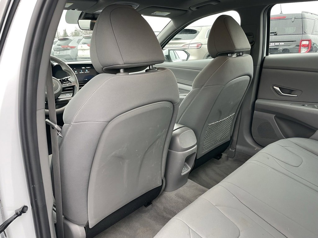 Used 2025 Hyundai Elantra SEL image 51