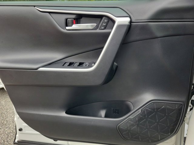 Used 2021 Toyota RAV4 Limited image 36