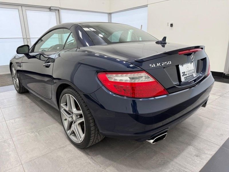 Used 2015 Mercedes-Benz SLK 250 image 4