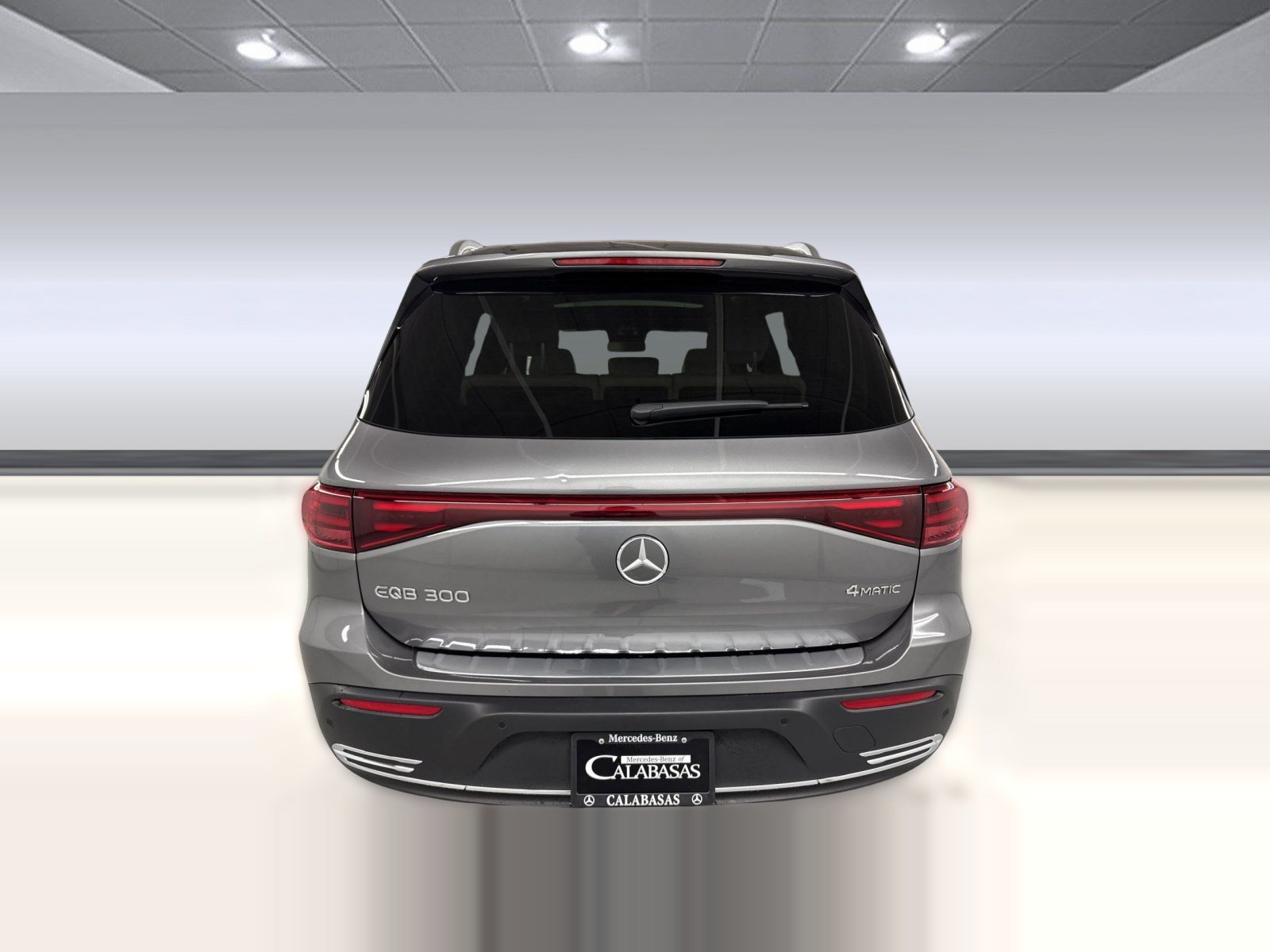 Certified 2024 Mercedes-Benz EQB 300 4MATIC image 10