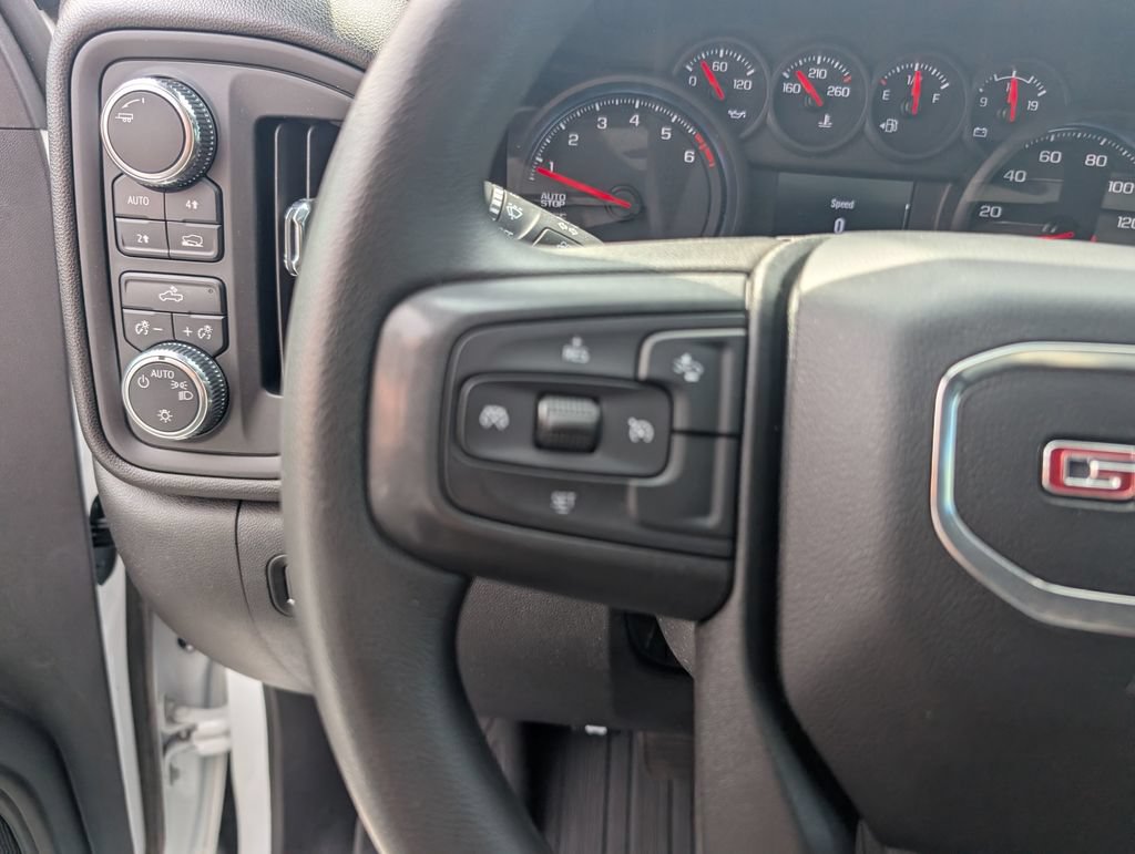 Used 2023 GMC Sierra 1500 Pro w/ Graphite Edition AWD/4WD image 18