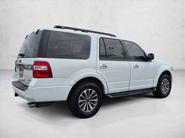 Used 2017 Ford Expedition XLT RWD image 5