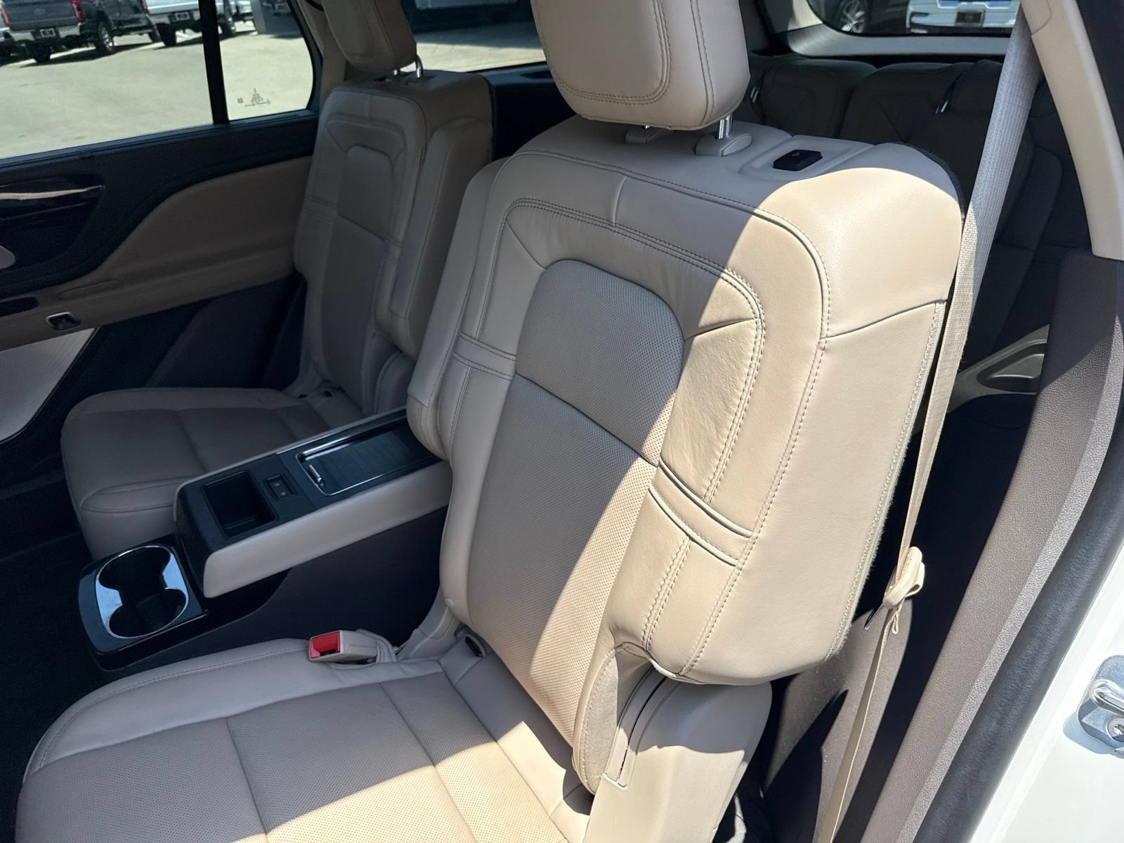 Certified 2021 Lincoln Aviator Grand Touring w/ Equipment Group 302A AWD/4WD image 15