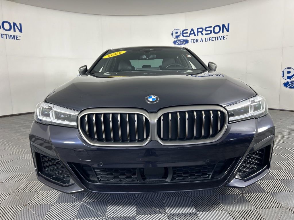 Used 2022 BMW M550i xDrive image 3
