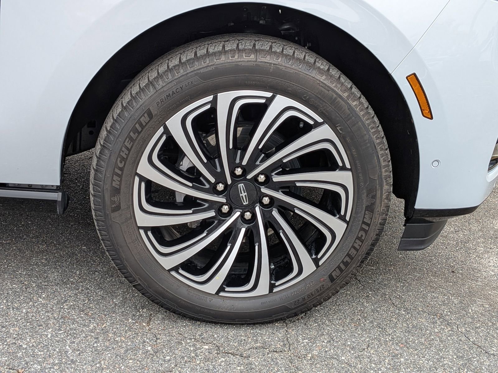 Certified 2025 Lincoln Navigator L Black Label image 13