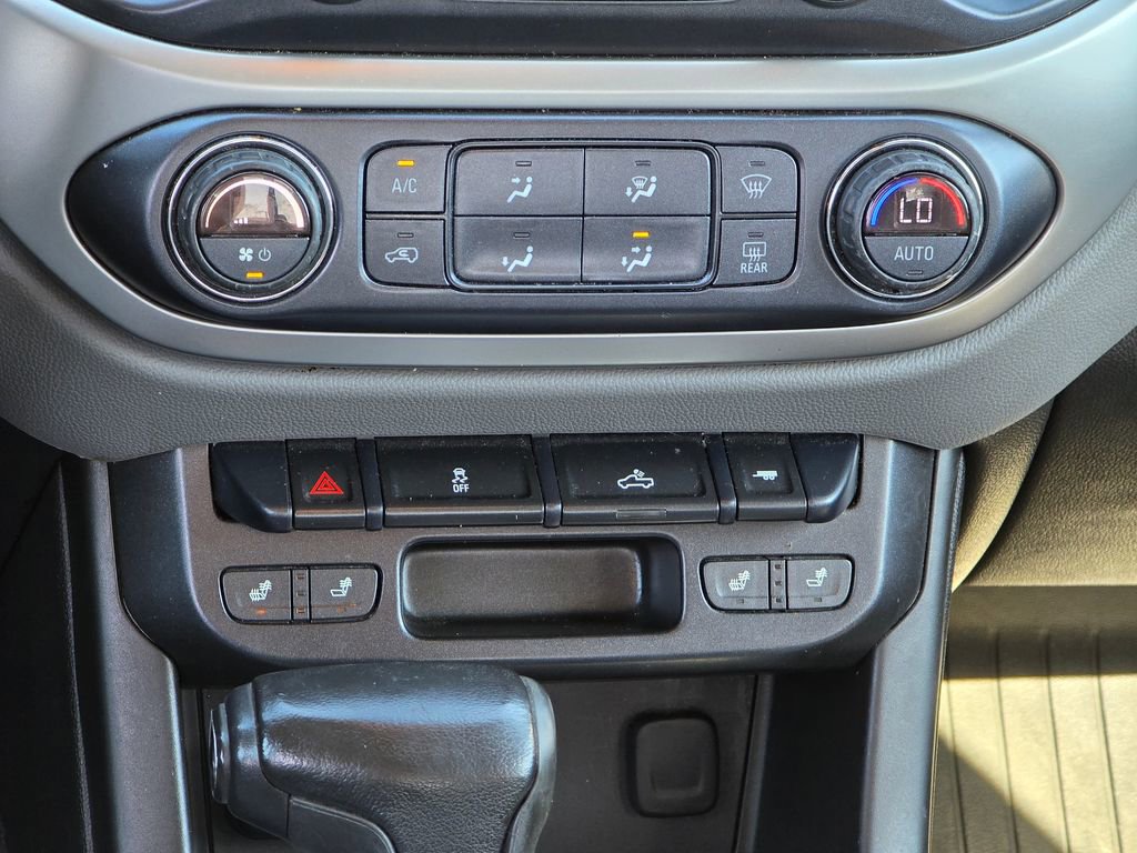 Used 2019 Chevrolet Colorado LT w/ Luxury Package, Chrome AWD/4WD image 20