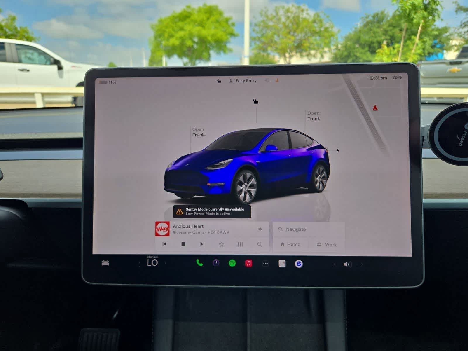 Used 2022 Tesla Model Y Long Range AWD/4WD image 25