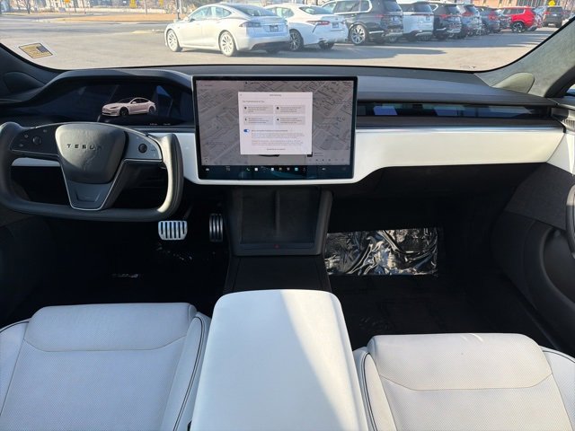 Used 2021 Tesla Model S Plaid image 14