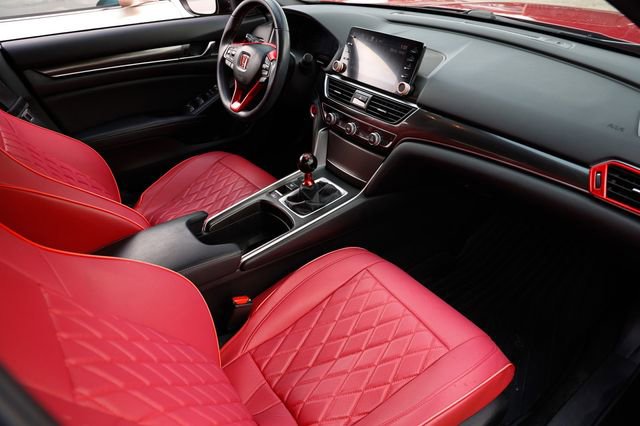 Used 2018 Honda Accord Sport image 19