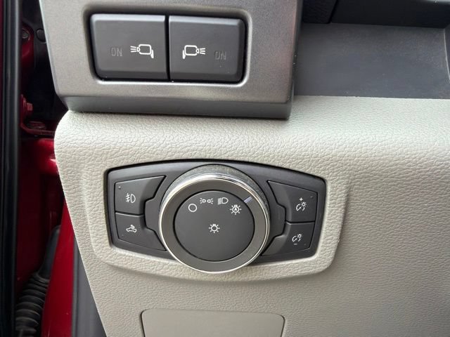 Used 2022 Ford F250 XLT w/ XLT Premium Package AWD/4WD image 25