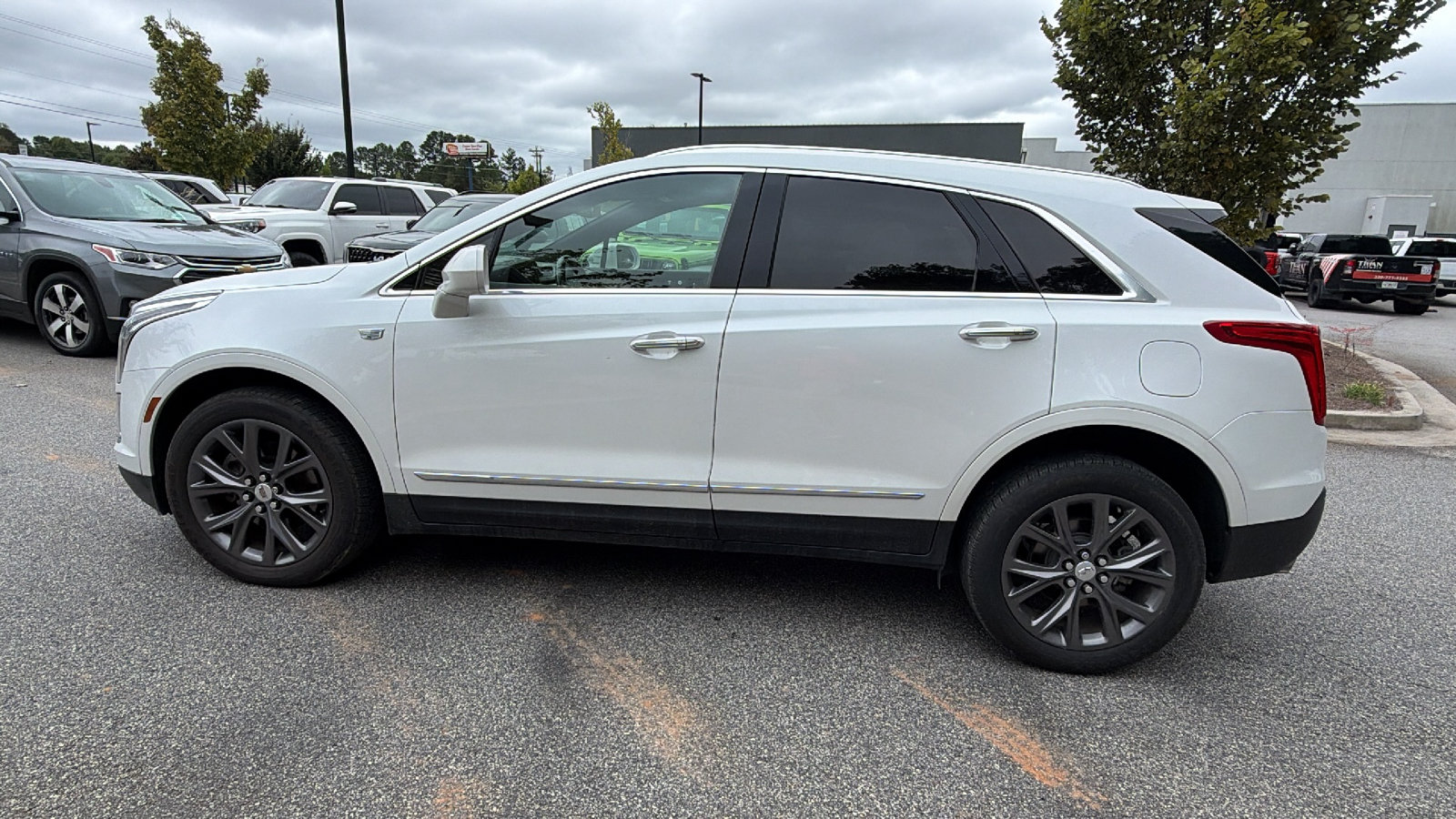 Used 2019 Cadillac XT5 FWD image 11