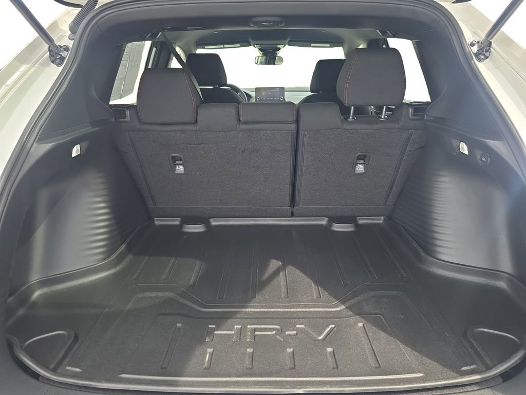 Used 2025 Honda HR-V Sport image 19
