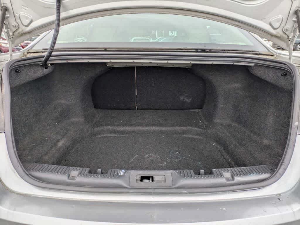 Used 2017 Ford Taurus SE FWD image 28