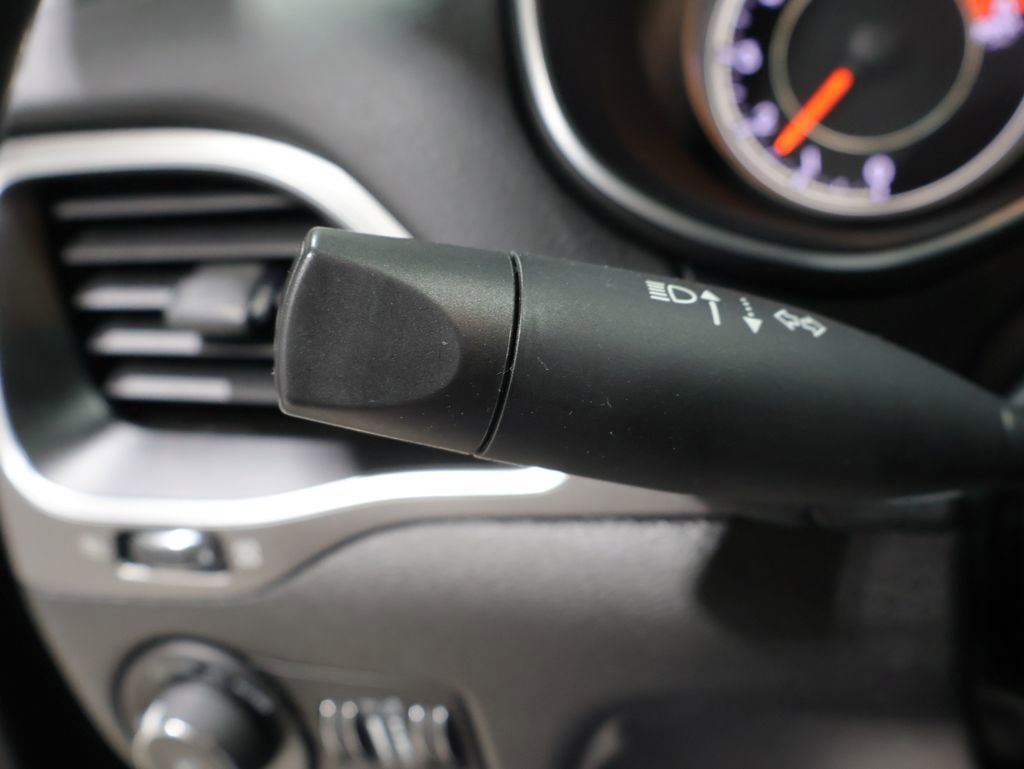 Used 2021 Jeep Cherokee Latitude Lux image 34