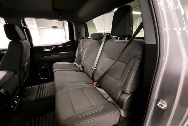 Used 2025 GMC Sierra 1500 SLE AWD/4WD image 25
