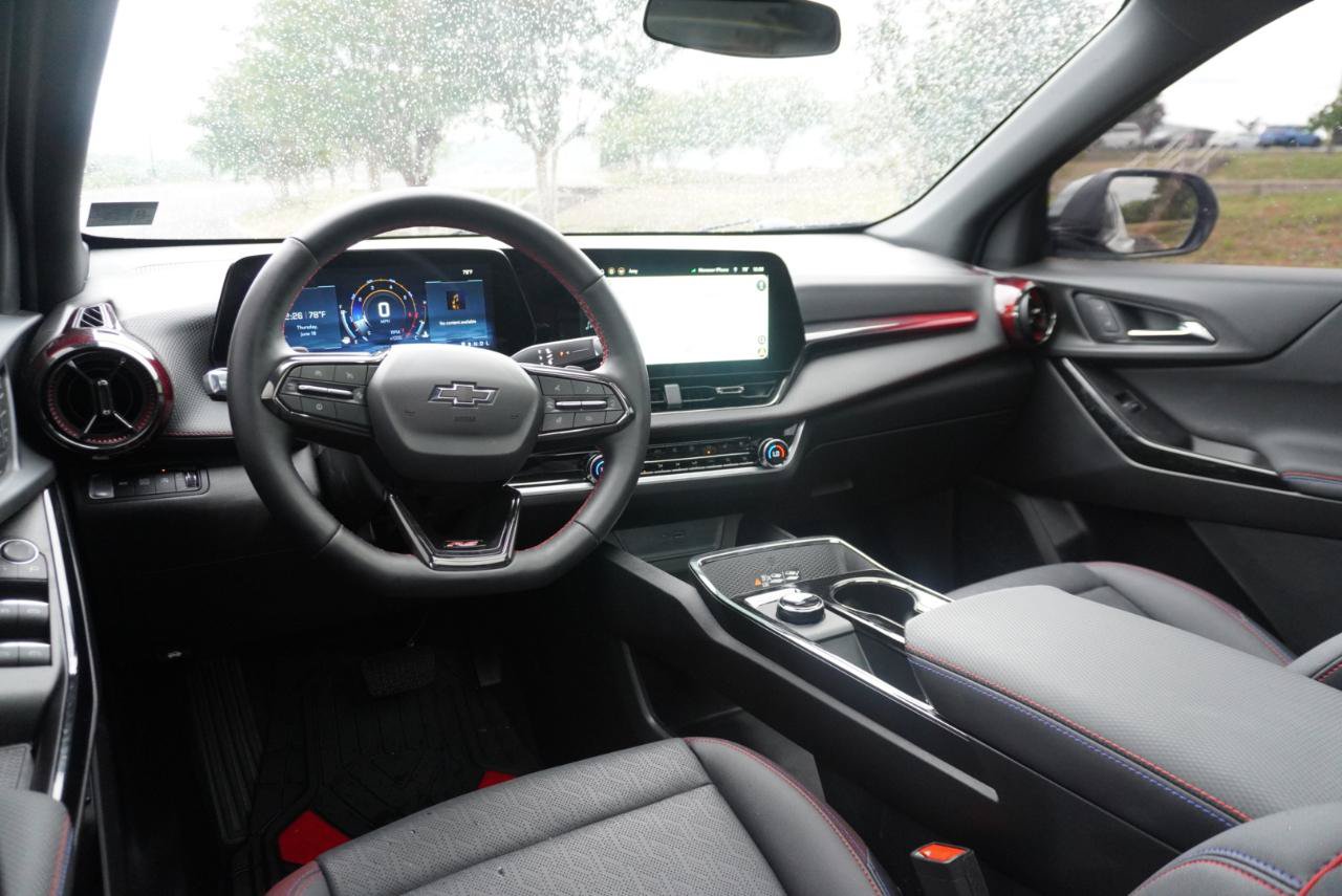 Used 2026 Chevrolet Equinox RS w/ Convenience Package III AWD/4WD image 15