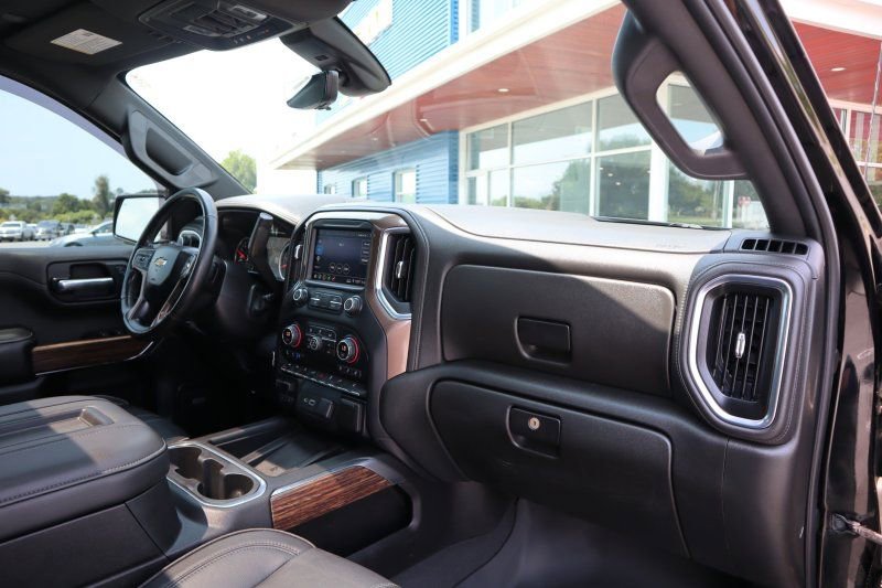 Used 2019 Chevrolet Silverado 1500 High Country w/ Technology Package image 22