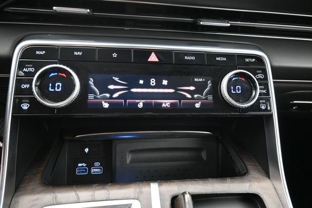 Used 2024 Genesis GV80 2.5T AWD/4WD image 35