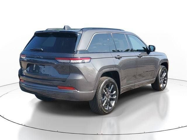 New 2026 Jeep Grand Cherokee Limited AWD/4WD image 4