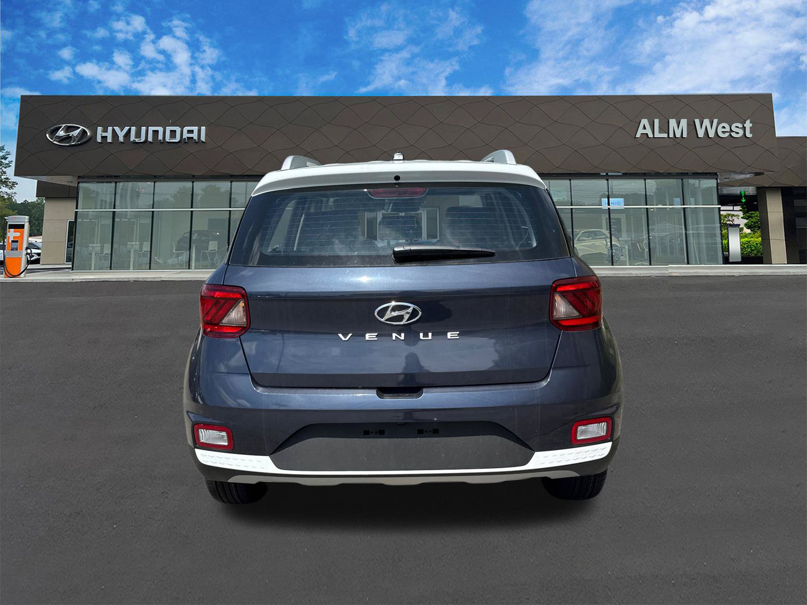 New 2026 Hyundai Venue SEL FWD image 7