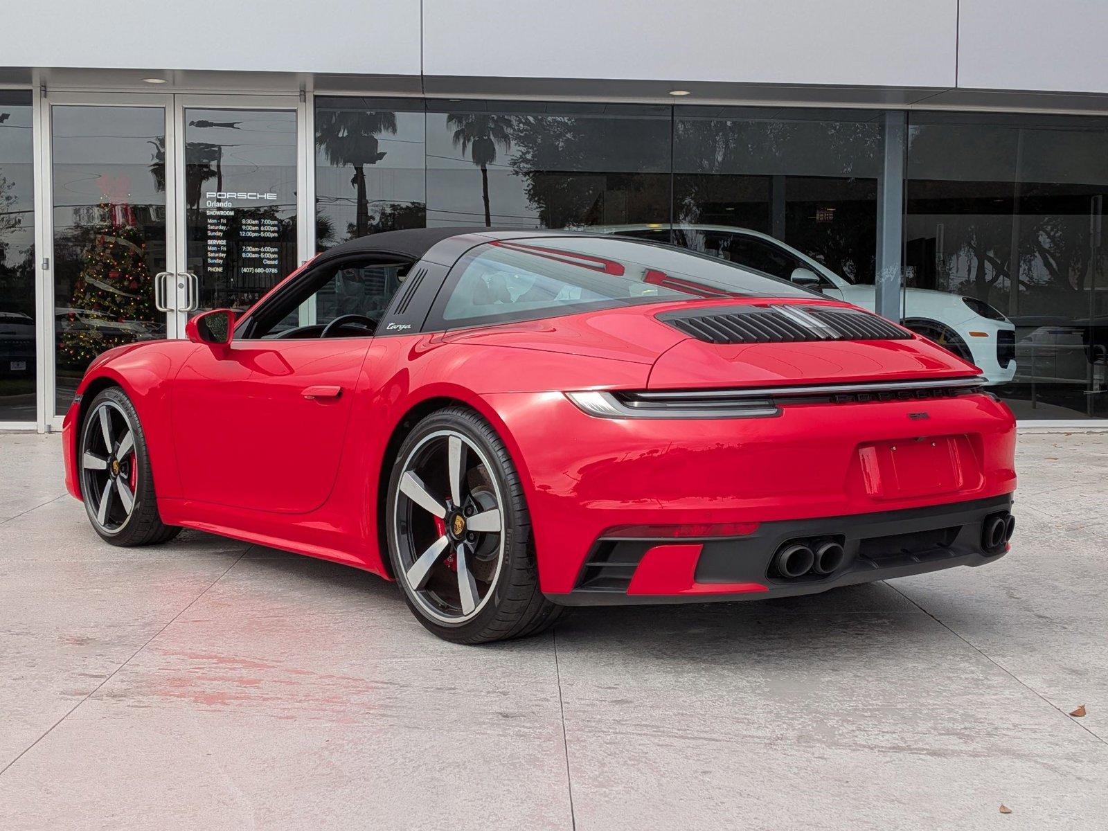 Certified 2021 Porsche 911 Targa 4S w/ Premium Package image 3