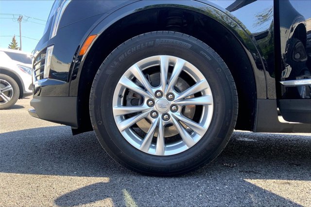Used 2024 Cadillac XT5 Luxury w/ LPO, Floor Liner Package AWD/4WD image 8