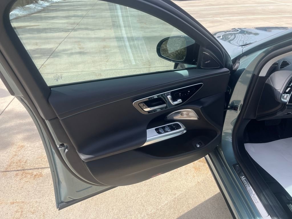 Used 2024 Mercedes-Benz E 350 4MATIC Sedan image 10