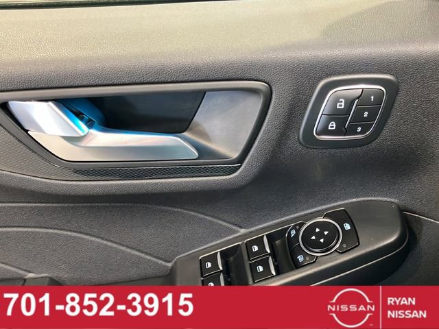 Used 2023 Ford Escape ST-Line Elite w/ Premium Technology Package AWD/4WD image 35
