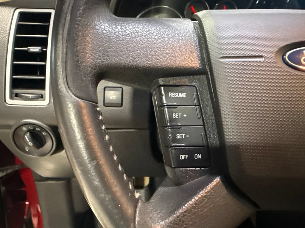 Used 2008 Ford Edge Limited FWD image 13