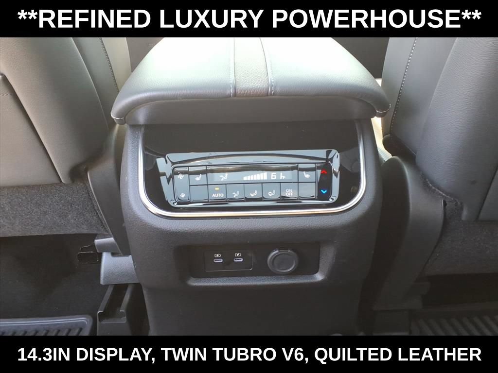 Used 2025 Nissan Armada Platinum AWD/4WD image 28