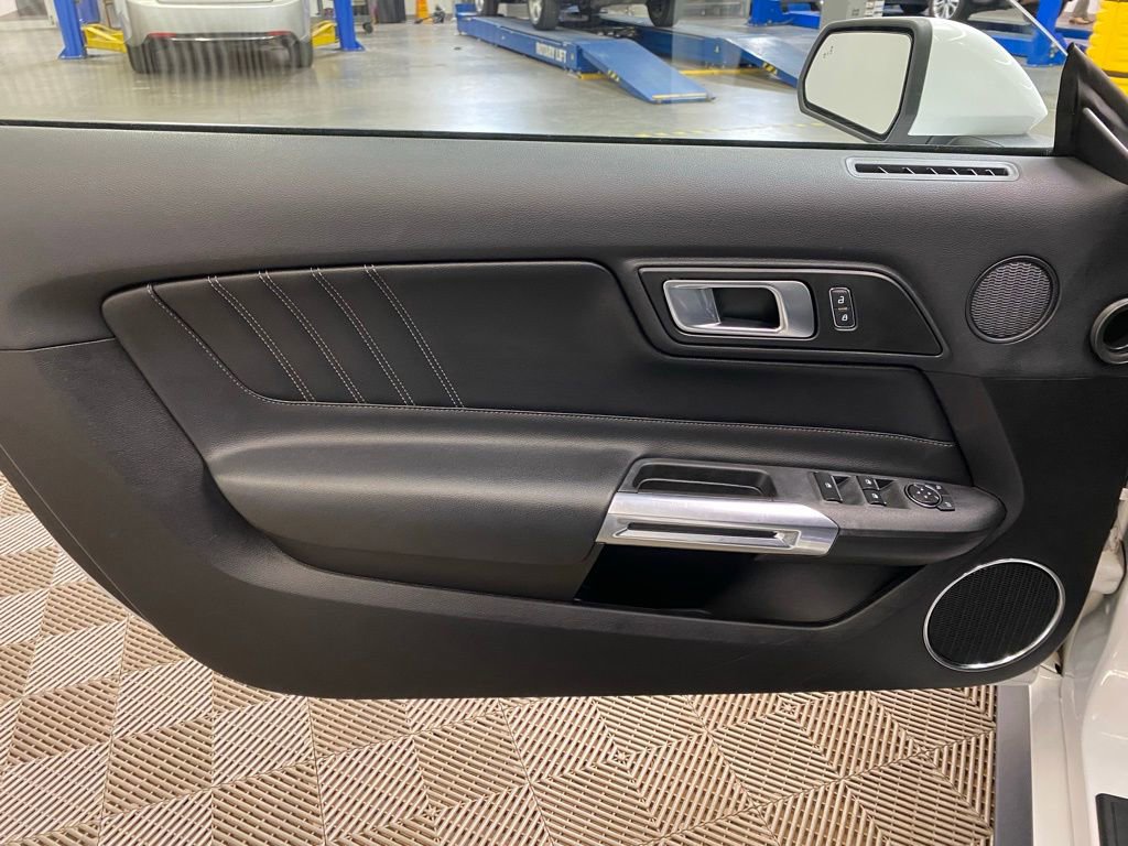 Used 2022 Ford Mustang Premium image 14