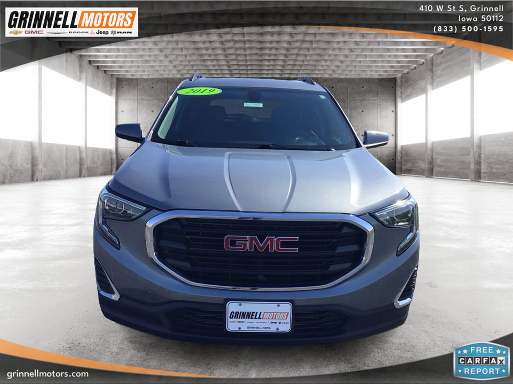 Used 2019 GMC Terrain SLE w/ Driver Convenience Package image 2