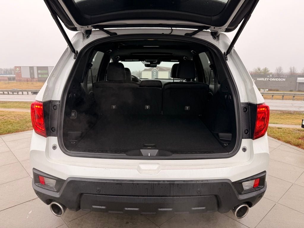 Used 2025 Honda Passport EX-L image 29