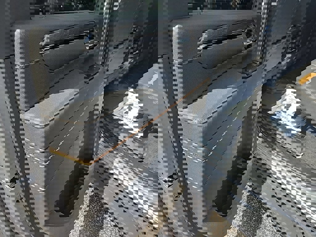 New 2026 GMC Sierra 3500 AT4 image 17