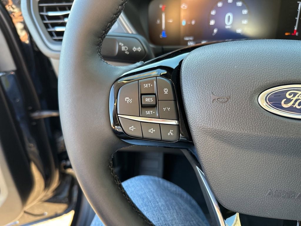 New 2026 Ford Escape SE image 18