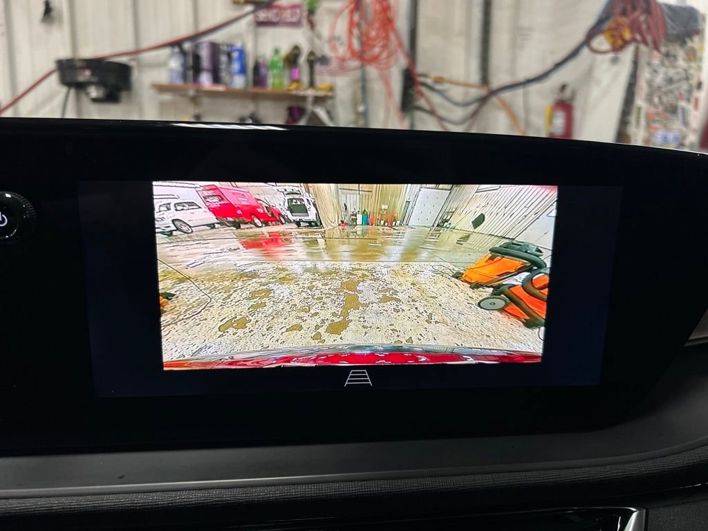 Used 2024 Buick Envista Avenir FWD image 23