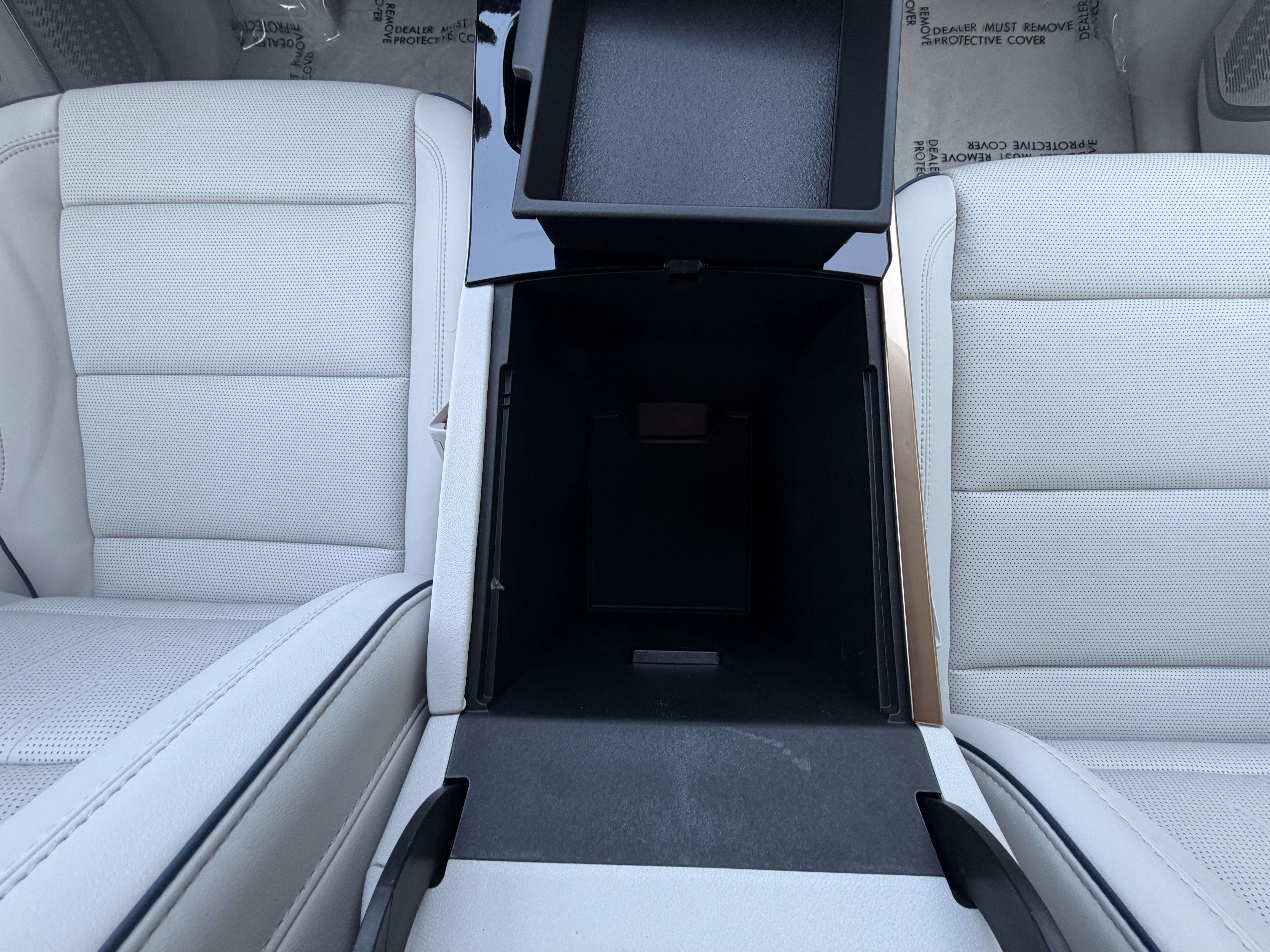 New 2026 Buick Enclave Avenir w/ Super Cruise Package FWD image 30