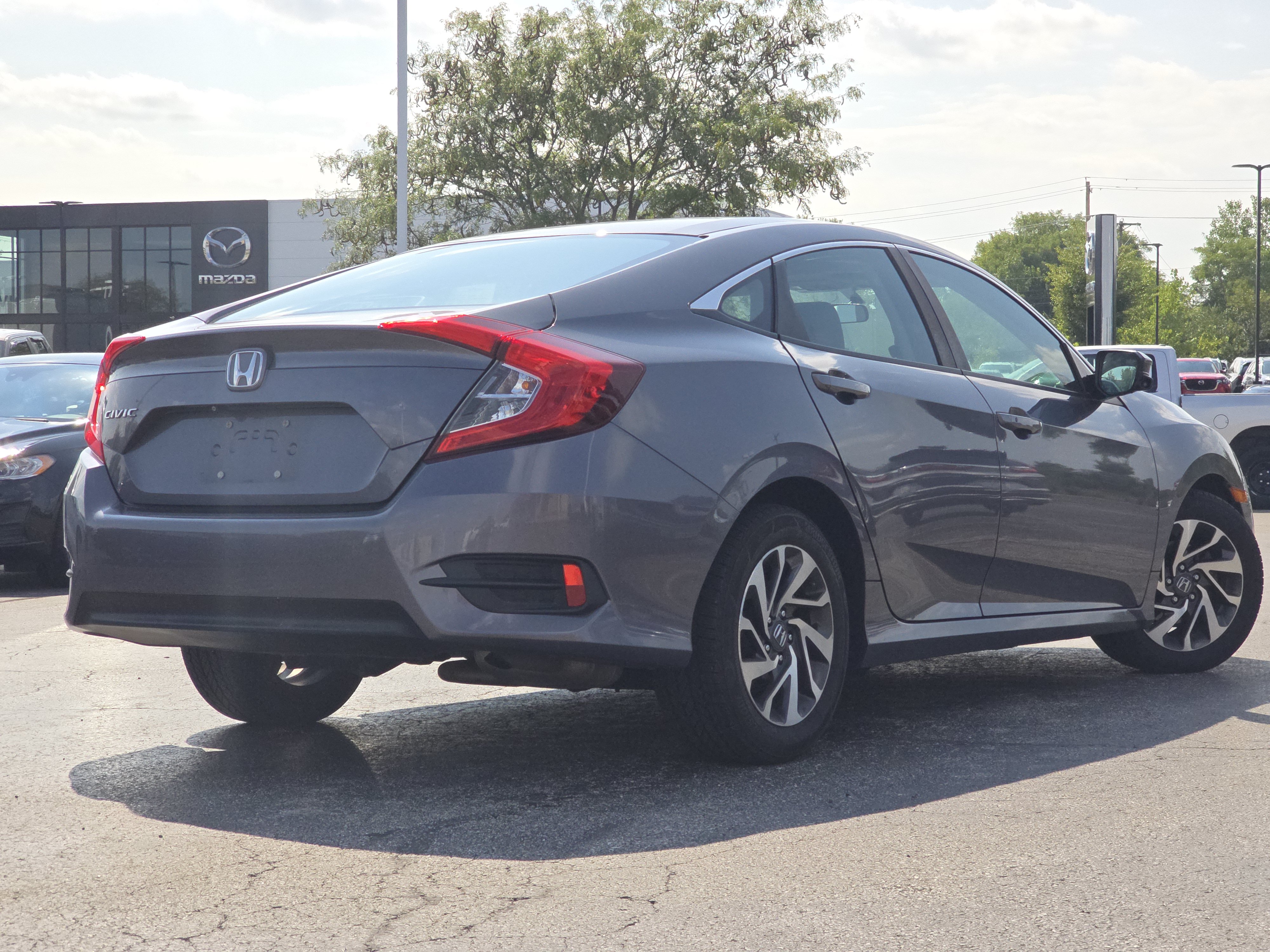 Used 2016 Honda Civic EX image 5