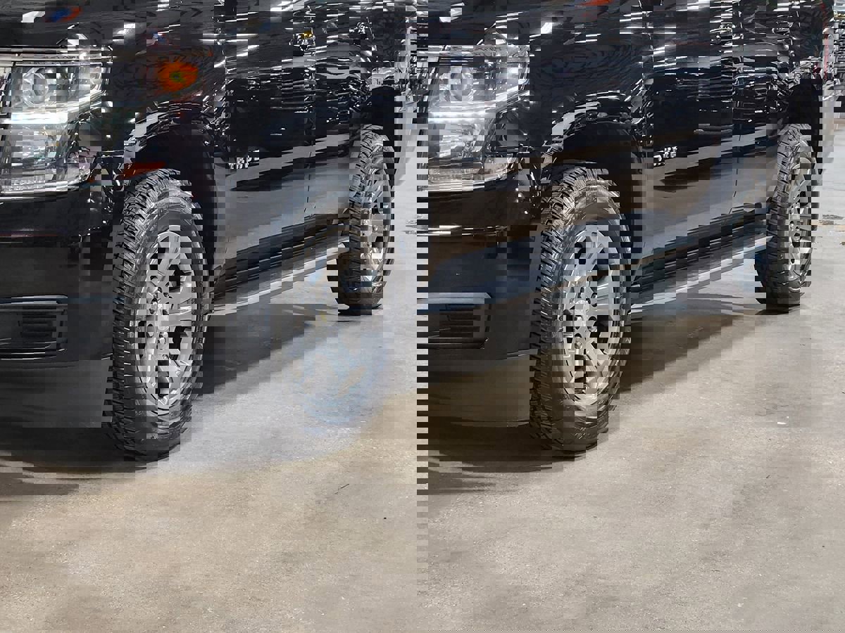 Used 2018 Chevrolet Tahoe LS image 17