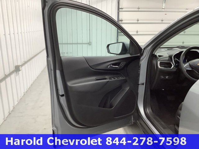 Used 2023 Chevrolet Equinox LT w/ LPO, Floor Liner Package image 14