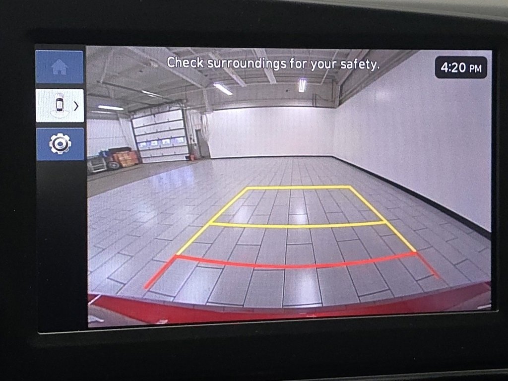 Used 2025 Hyundai Elantra Sport image 5