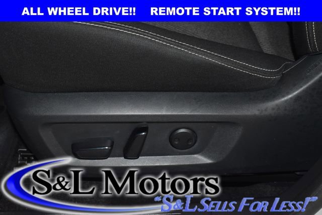 Used 2025 Nissan Rogue SV AWD/4WD image 13