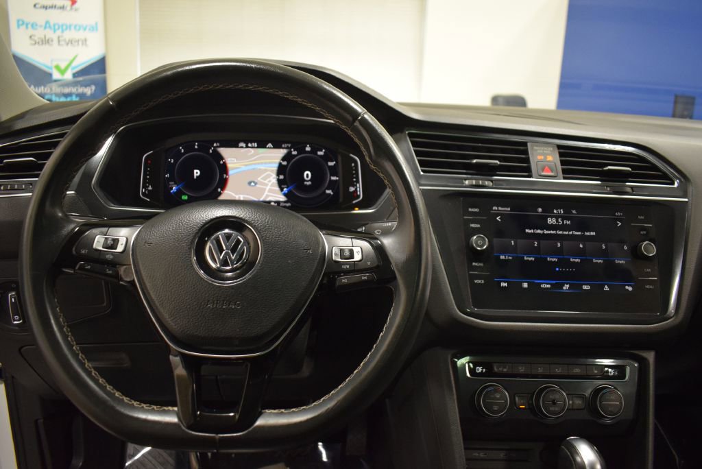 Used 2021 Volkswagen Tiguan SEL w/ 3rd Row Seat Package image 9