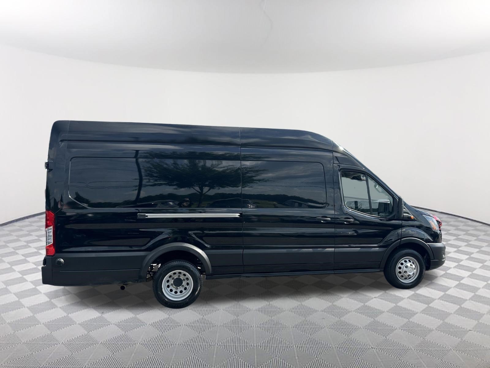 Used 2024 Ford Transit 350 148 High Roof Extended DRW RWD image 4